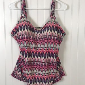 Croft & barrow women bathing suit tankini top 18WD